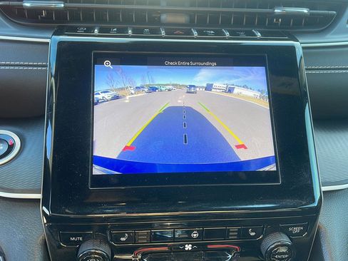 Certified 2025 Jeep Grand Cherokee L Laredo w/ Luxury Tech Group I image 19