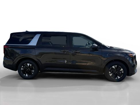 New 2026 Kia Carnival LXS image 6