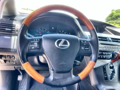 Used 2011 Lexus RX 350 2WD w/ Premium Pkg image 17