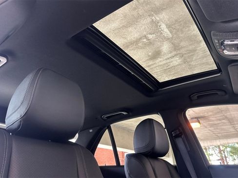 Used 2022 Mercedes-Benz GLE 350 4MATIC w/ AMG Line Exterior image 20