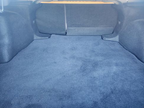 Used 2021 Toyota Corolla LE image 12