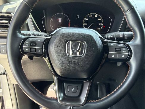 Used 2024 Honda Pilot TrailSport image 28