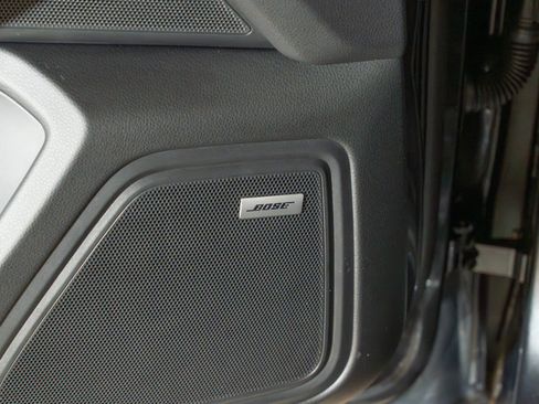 Certified 2026 Porsche Macan AWD/4WD image 19