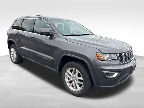 Used 2017 Jeep Grand Cherokee Laredo w/ Quick Order Package 23E image 8