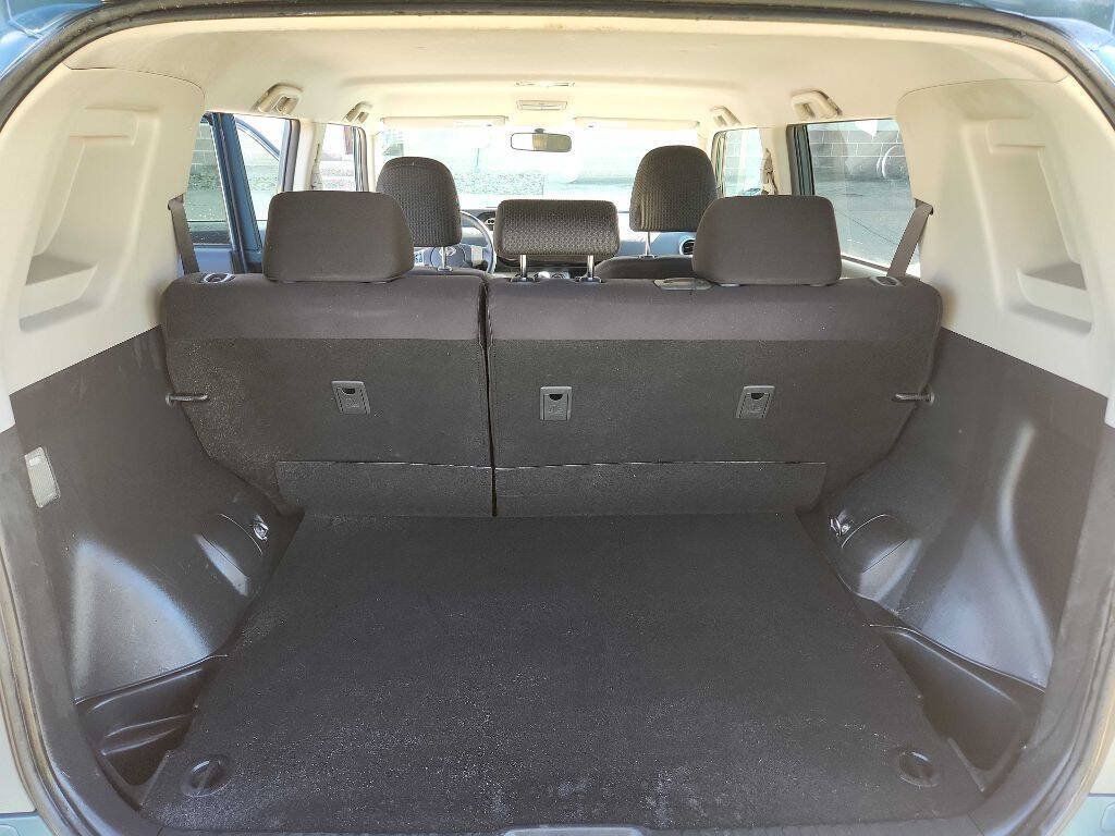 Used 2010 Scion xB FWD image 12