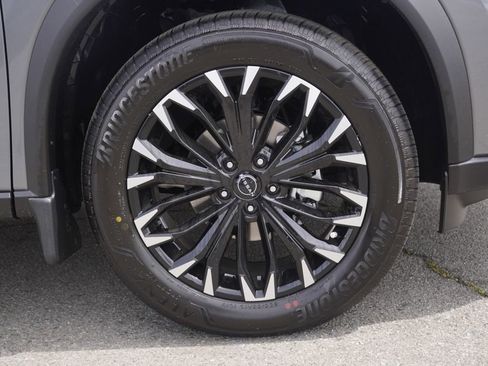 New 2026 Nissan Rogue Dark Armor FWD image 7