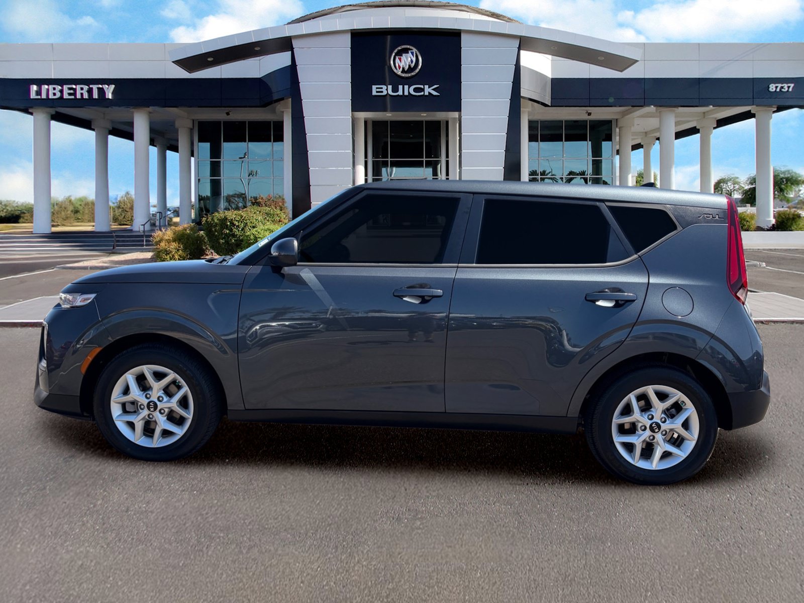 Used 2021 Kia Soul S FWD image 8
