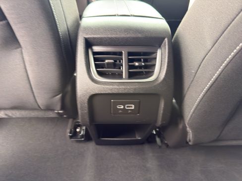 Used 2023 Chevrolet Blazer LT w/ Convenience Package image 31