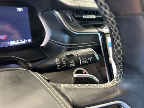 Used 2021 Jeep Grand Cherokee L Overland w/ Luxury Tech Group IV image 21