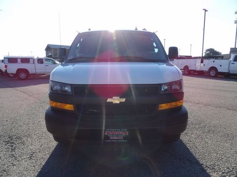 Used 2022 Chevrolet Express 2500 w/ Driver Convenience Package RWD image 12