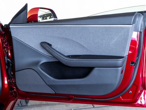 Used 2025 Tesla Model 3 image 24