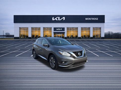 Used 2015 Nissan Murano SV AWD/4WD image 3