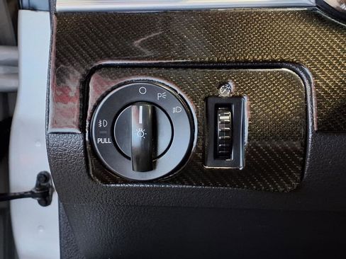 Used 2005 Ford Mustang GT image 14