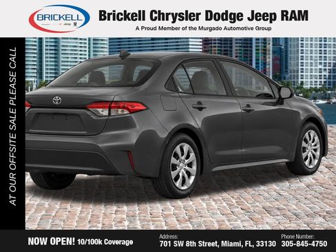 Used 2025 Toyota Corolla LE FWD image 4