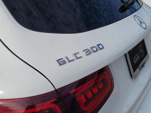 Certified 2022 Mercedes-Benz GLC 300 image 27