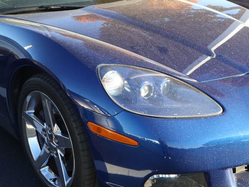 Used 2007 Chevrolet Corvette Coupe w/ Preferred Equipment Group image 4