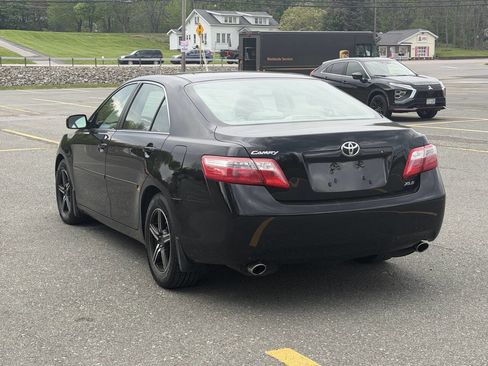 Used 2007 Toyota Camry XLE FWD image 7