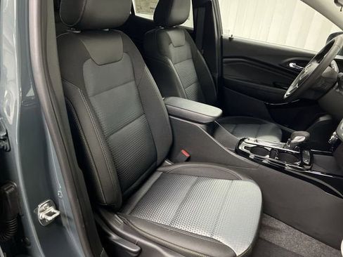 New 2026 Chevrolet Trax LT w/ Driver Confidence Package image 25