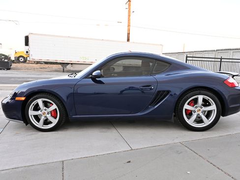Used 2006 Porsche Cayman S RWD image 4