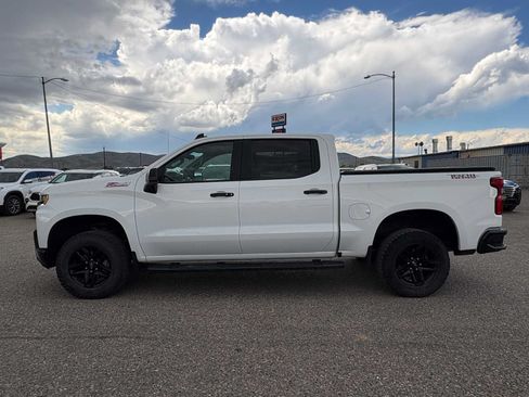 Used 2021 Chevrolet Silverado 1500 LT Trail Boss w/ Convenience Package II AWD/4WD image 6