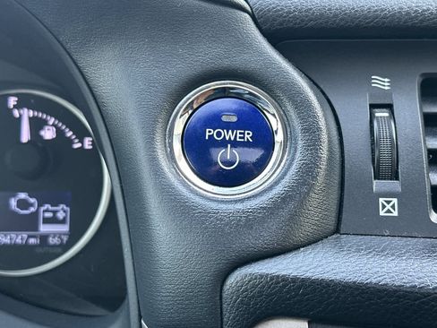 Used 2015 Lexus CT 200h image 22