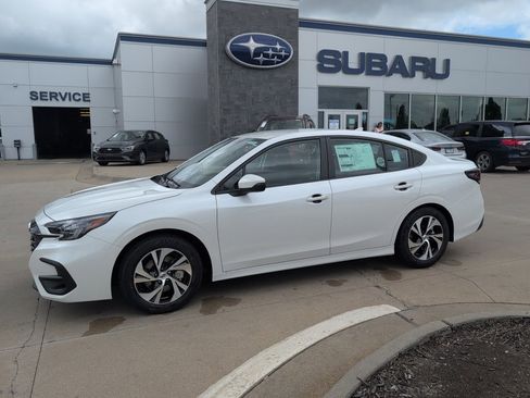 Used 2025 Subaru Legacy Premium w/ Popular Package #1A image 10