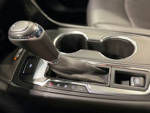 Used 2020 Chevrolet Equinox Premier w/ Premier Redline Edition image 33