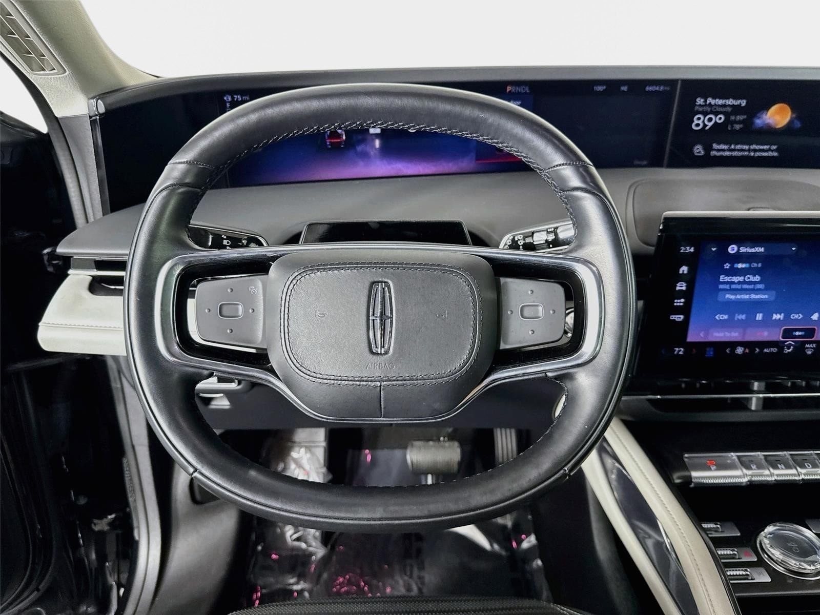 Used 2024 Lincoln Nautilus Reserve AWD/4WD image 13