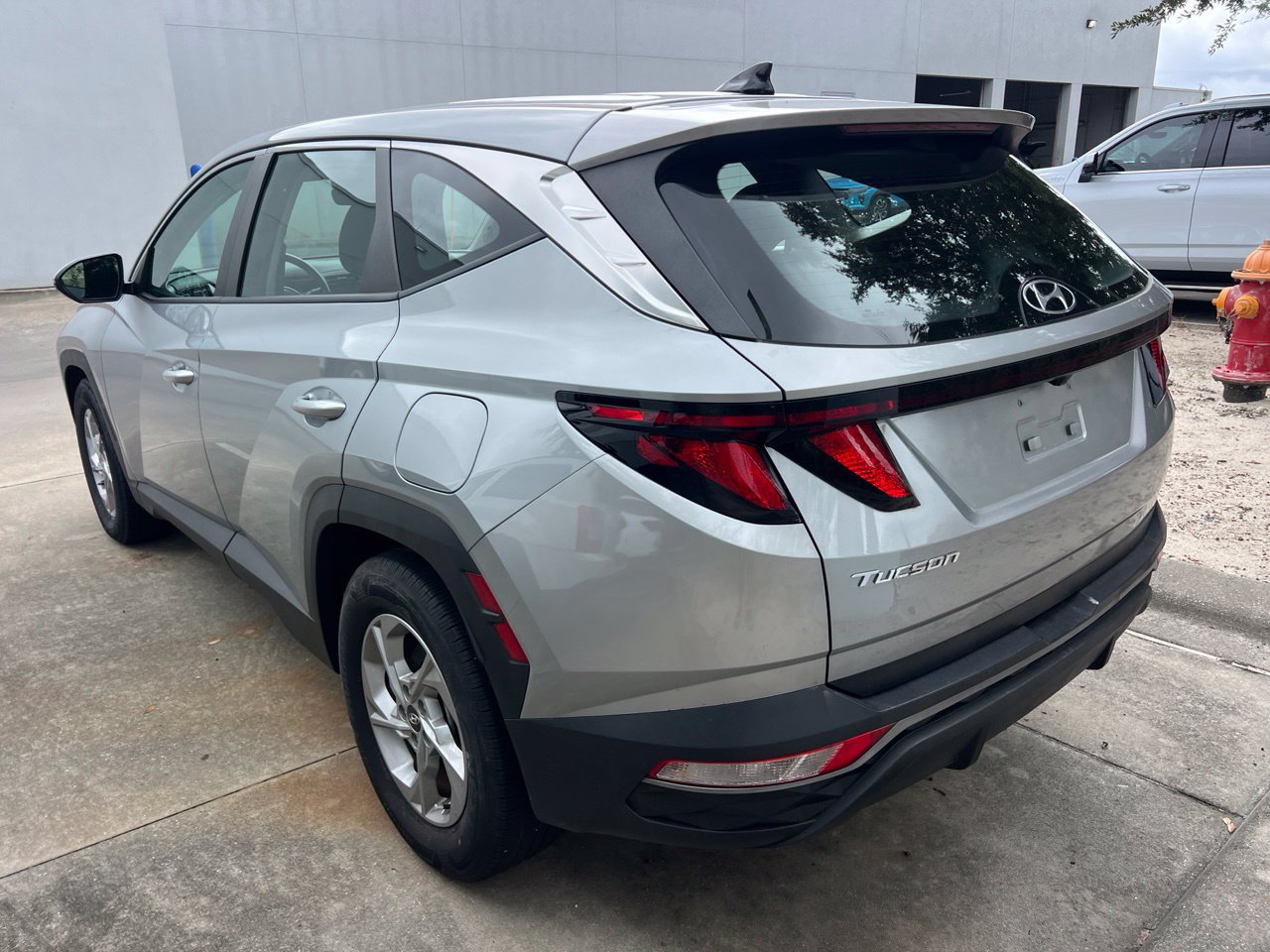 Used 2024 Hyundai Tucson SE FWD image 4