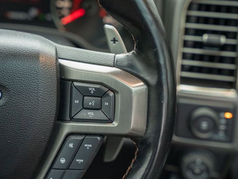 Used 2018 Ford F150 Raptor w/ Equipment Group 802A Luxury AWD/4WD image 37