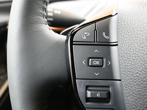 New 2026 Subaru Uncharted AWD image 26