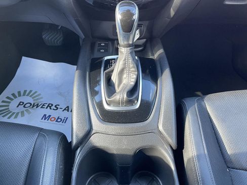 Used 2022 Nissan Rogue Sport SL w/ Premium Package image 12