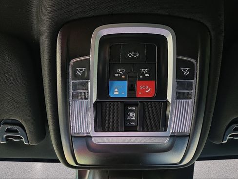 Used 2025 RAM 3500 Laramie AWD/4WD image 20