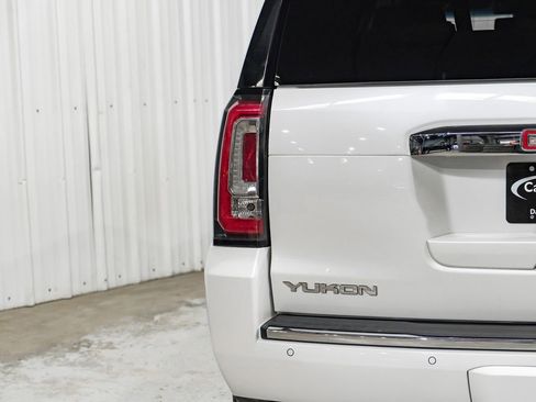 Used 2017 GMC Yukon Denali w/ Open Road Package image 52