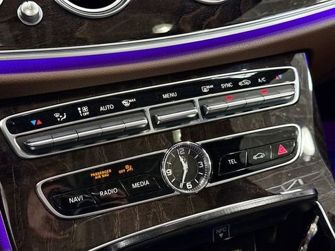 Used 2017 Mercedes-Benz E 300 4MATIC image 17