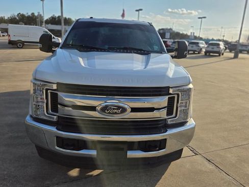 Used 2017 Ford F250 XLT image 8