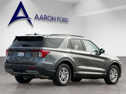 New 2025 Ford Explorer Active w/ Active Comfort Package RWD image 6