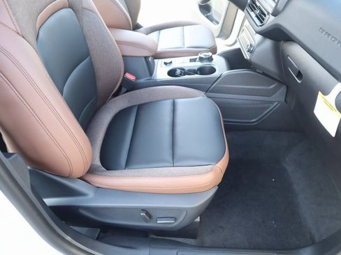 New 2025 Ford Bronco Sport Outer Banks w/ Outer Banks Tech Package+ image 14