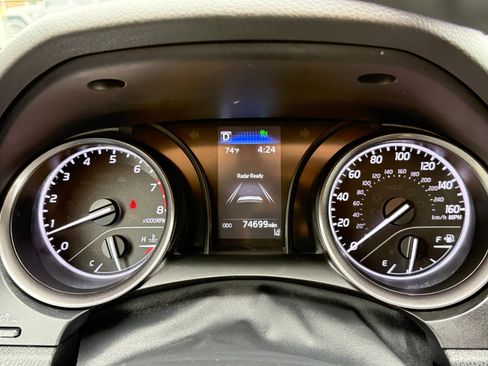 Used 2021 Toyota Camry SE image 56