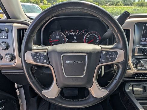 Used 2016 GMC Sierra 1500 Denali w/ Denali Ultimate Package AWD/4WD image 30