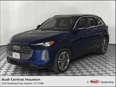 Used 2025 Audi Q5 Premium w/ Convenience Package