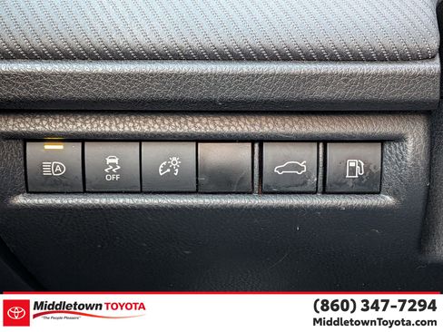 Certified 2025 Toyota Camry SE image 18