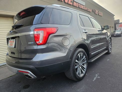 Used 2016 Ford Explorer Platinum image 23