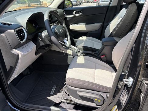 New 2026 Hyundai Venue SEL FWD image 41