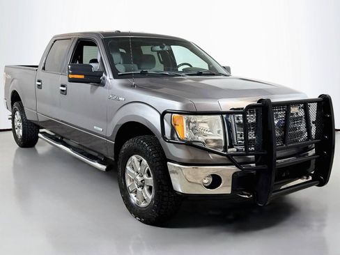 Used 2014 Ford F150 XLT w/ Equipment Group 302A Luxury AWD/4WD image 3