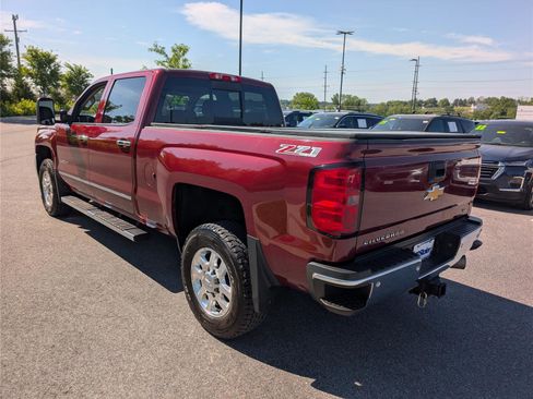 Used 2015 Chevrolet Silverado 2500 LTZ w/ Duramax Plus Package AWD/4WD image 3