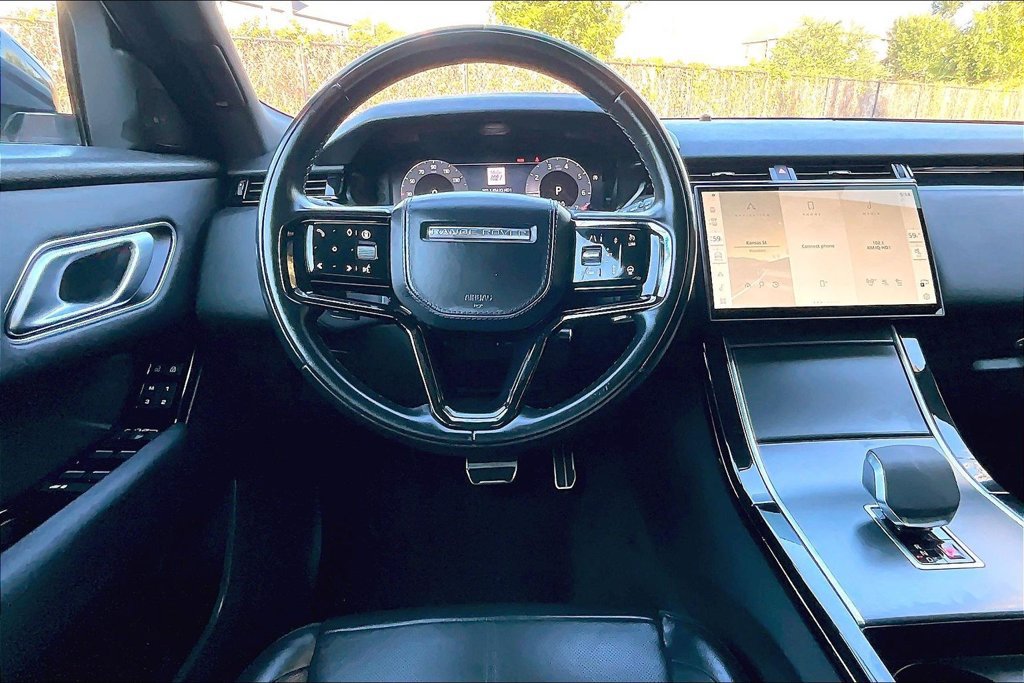 Used 2025 Land Rover Range Rover Velar Dynamic SE AWD/4WD image 7