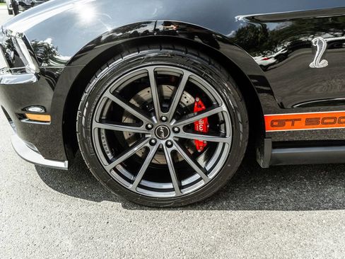 Used 2012 Ford Mustang Shelby GT500 w/ SVT Performance Pkg RWD image 32