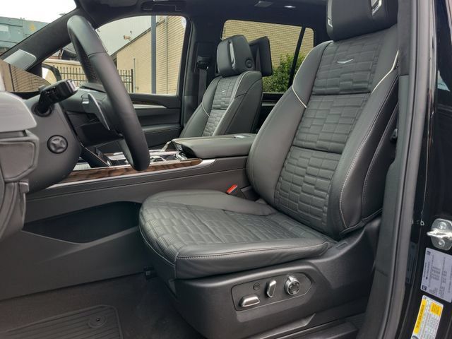 Certified 2025 Cadillac Escalade Sport Platinum AWD/4WD image 25