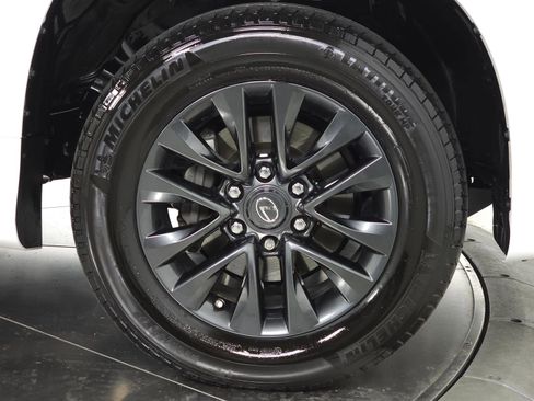 Used 2023 Lexus GX 460 Premium image 10